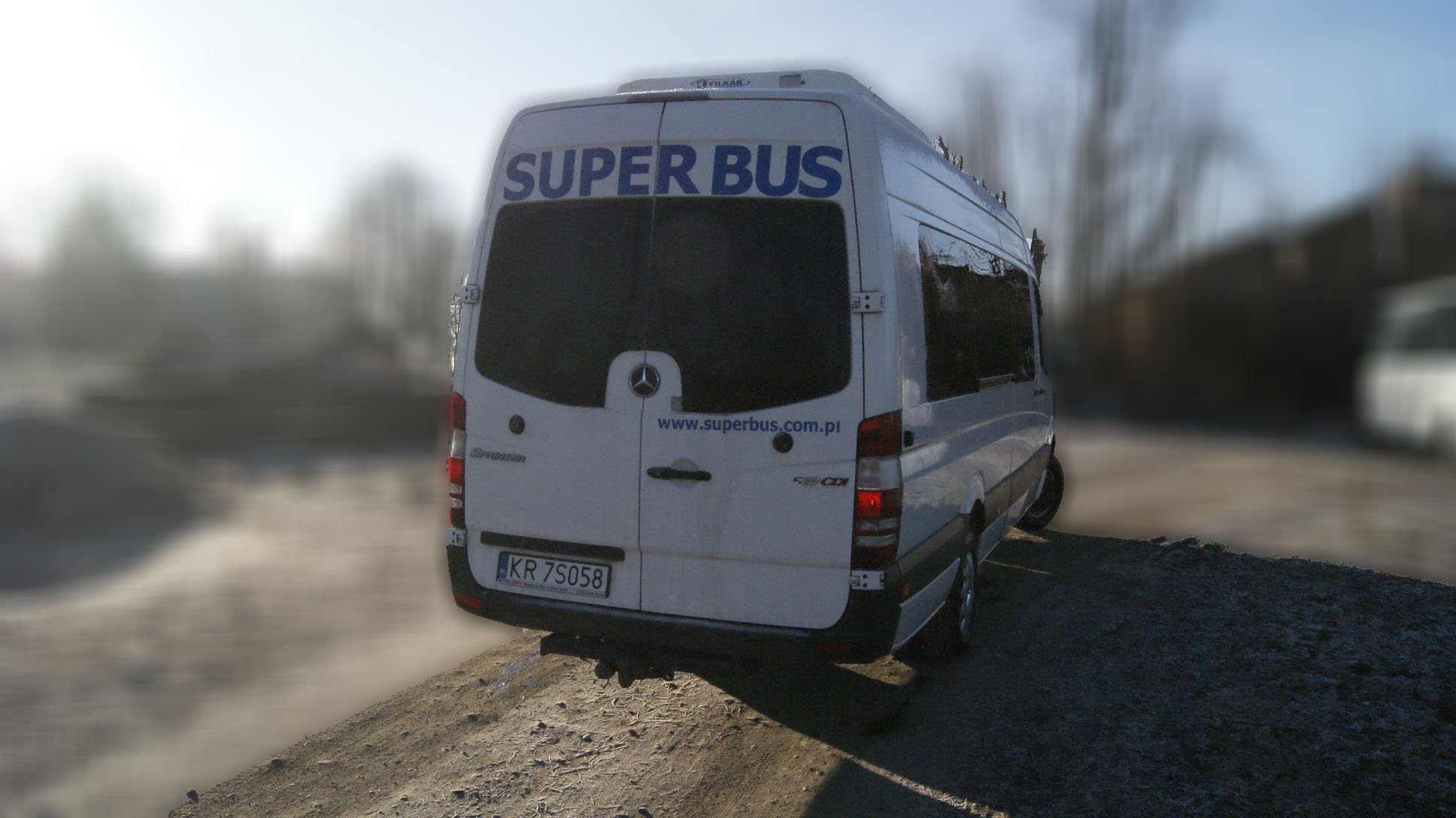 SUPERBUS Sprinter 519 02